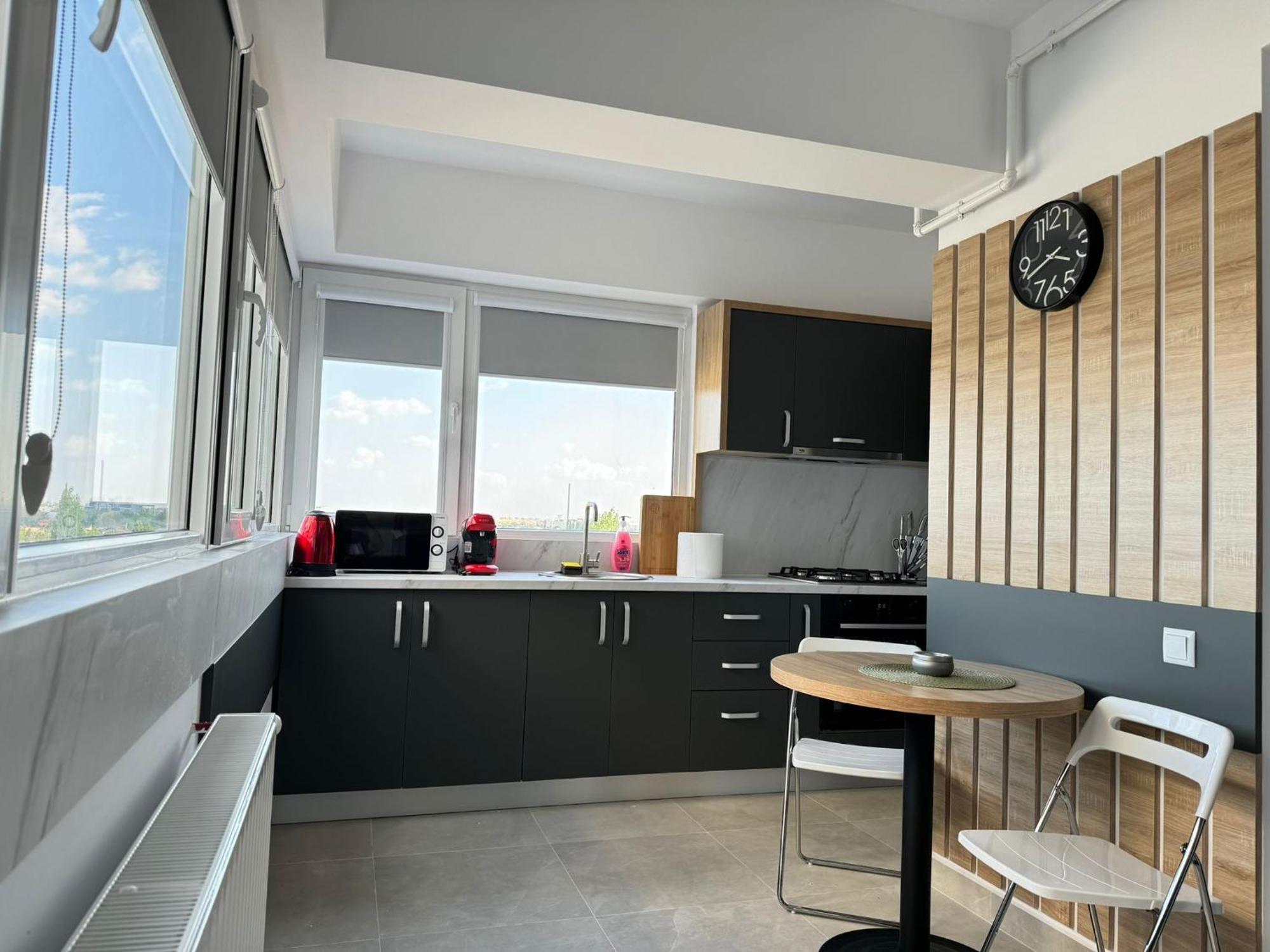 Luxury Glam Apartments Central Adress Bucuresti With Parking ภายนอก รูปภาพ